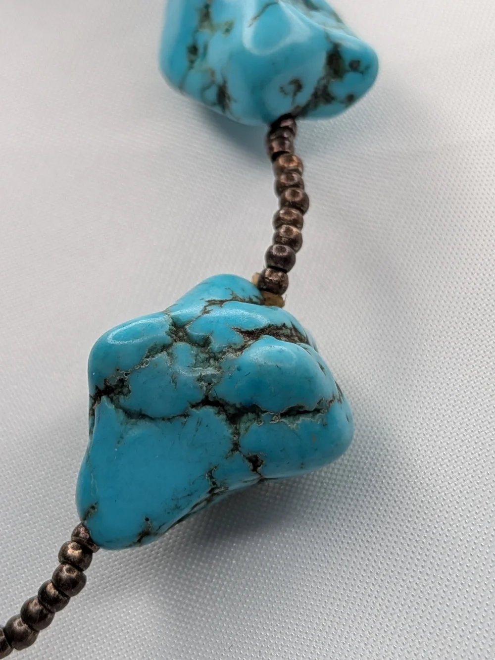 Dyed Howlite Turquoise Stone Nugget Stretch Bracelet Bronze Seed Bead Boho 7 In